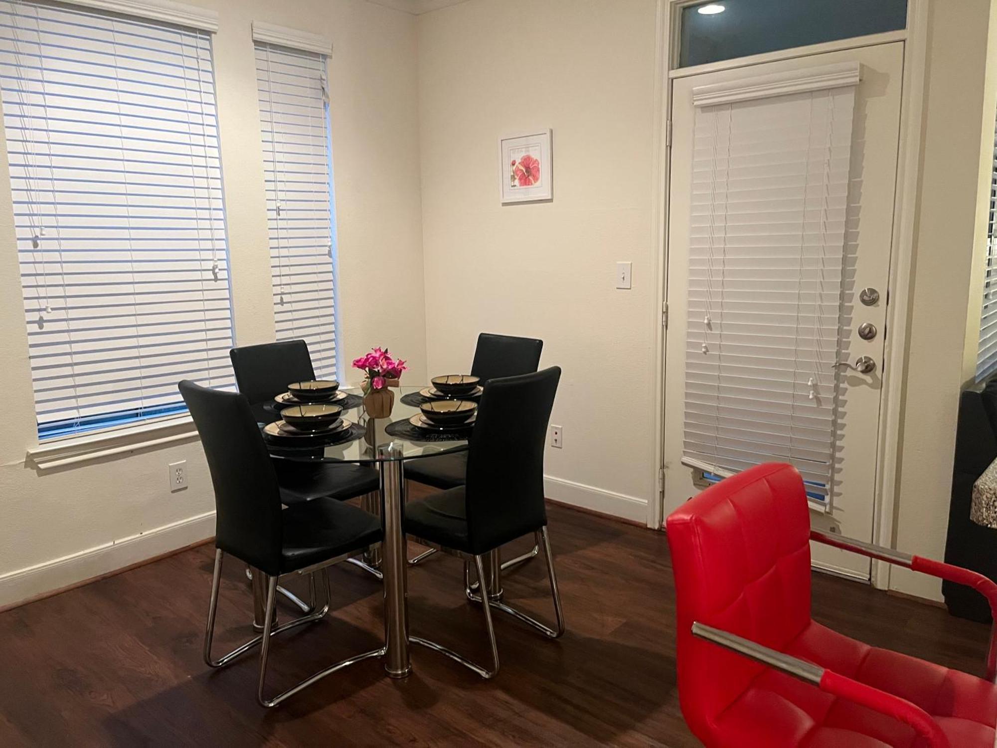 Luxury Fully Furnished Apartments By Nasa And Kemah Boardwalk Хьюстон Номер фото